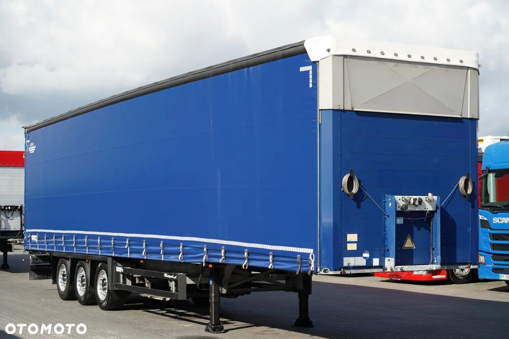Schmitz Cargobull FIRANKA VARIOS / PODNOSZONY DACH / OPONY 385/55 R22,5 / 2016 ROK