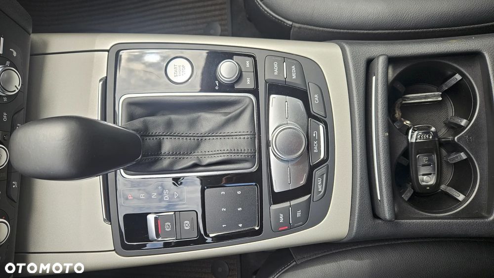 Audi A6 Allroad - 14