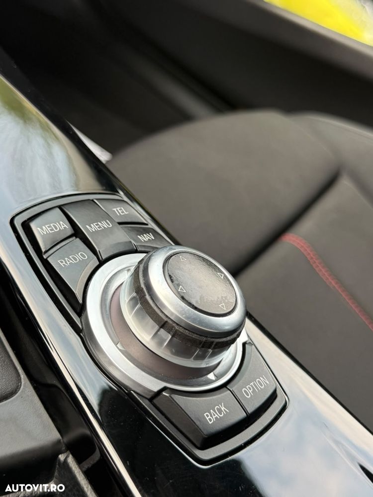 BMW Seria 3 318d - 25