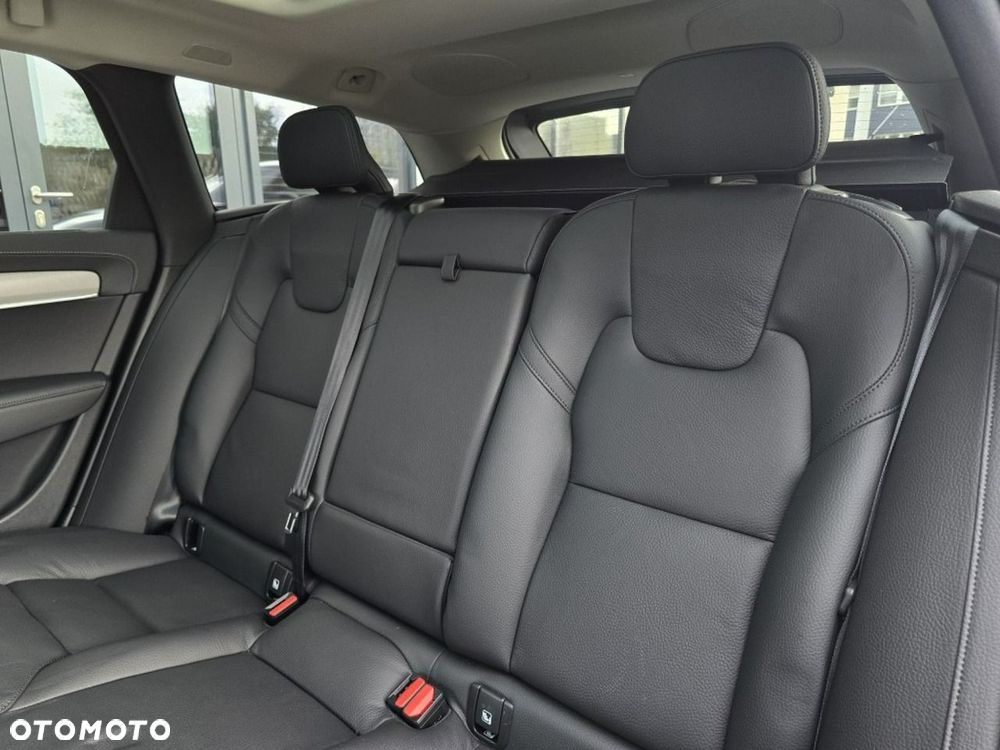 Volvo V90 - 11