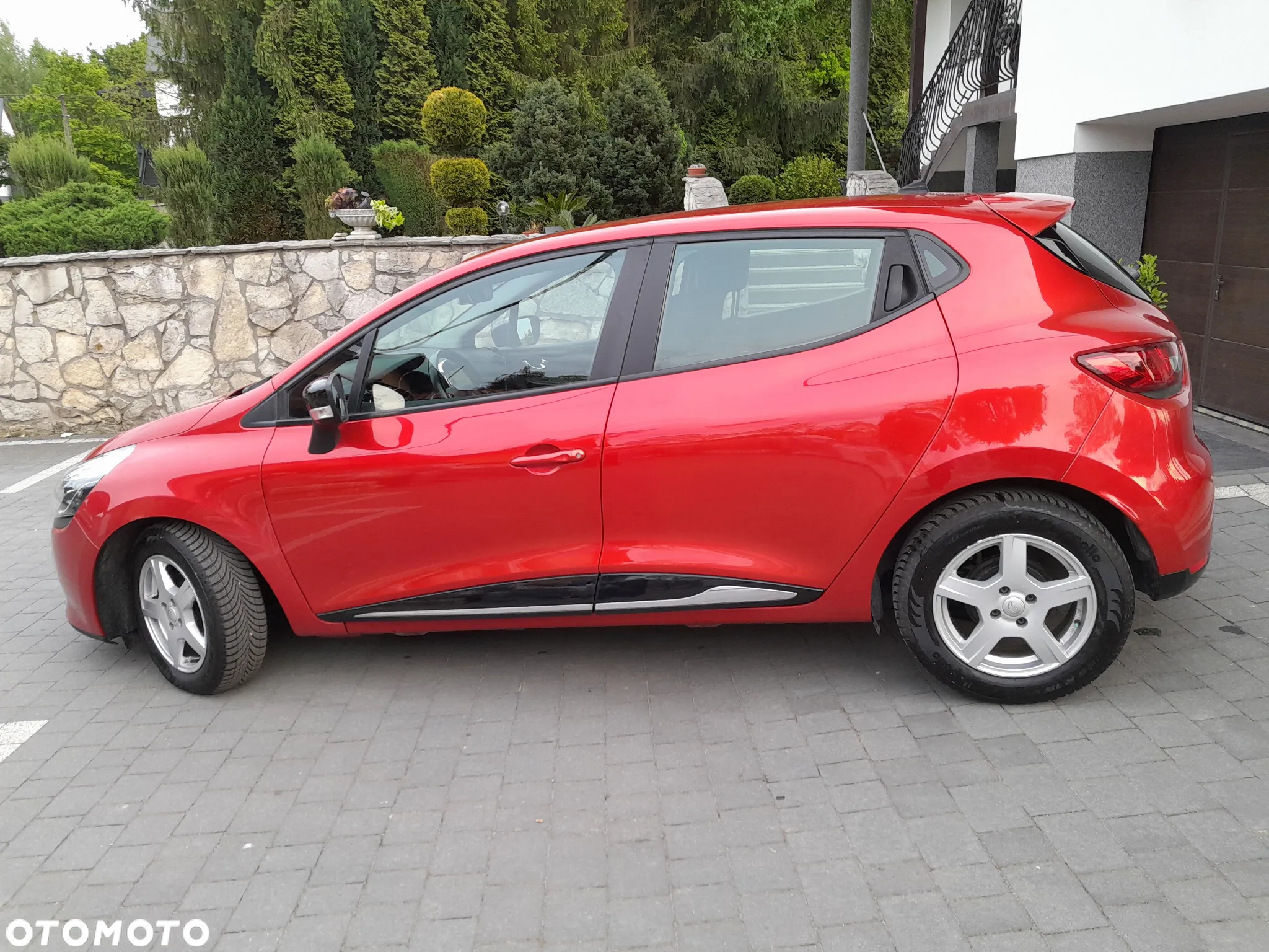 Renault Clio 1.2 16V 75 Limited - 10