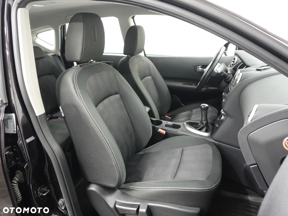 Nissan Qashqai 1.6 visia - 25