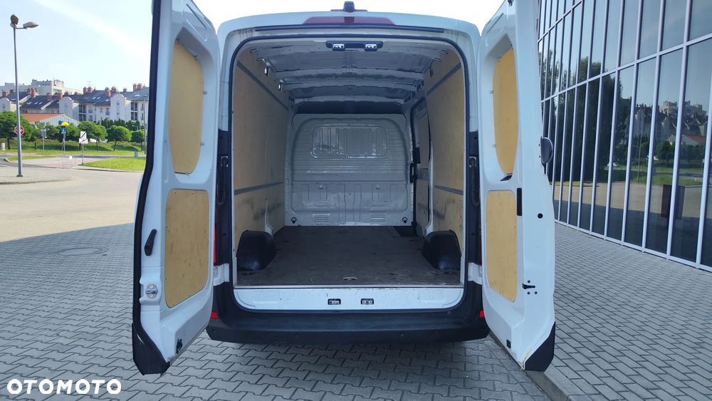 Maxus Deliver 9 - 14