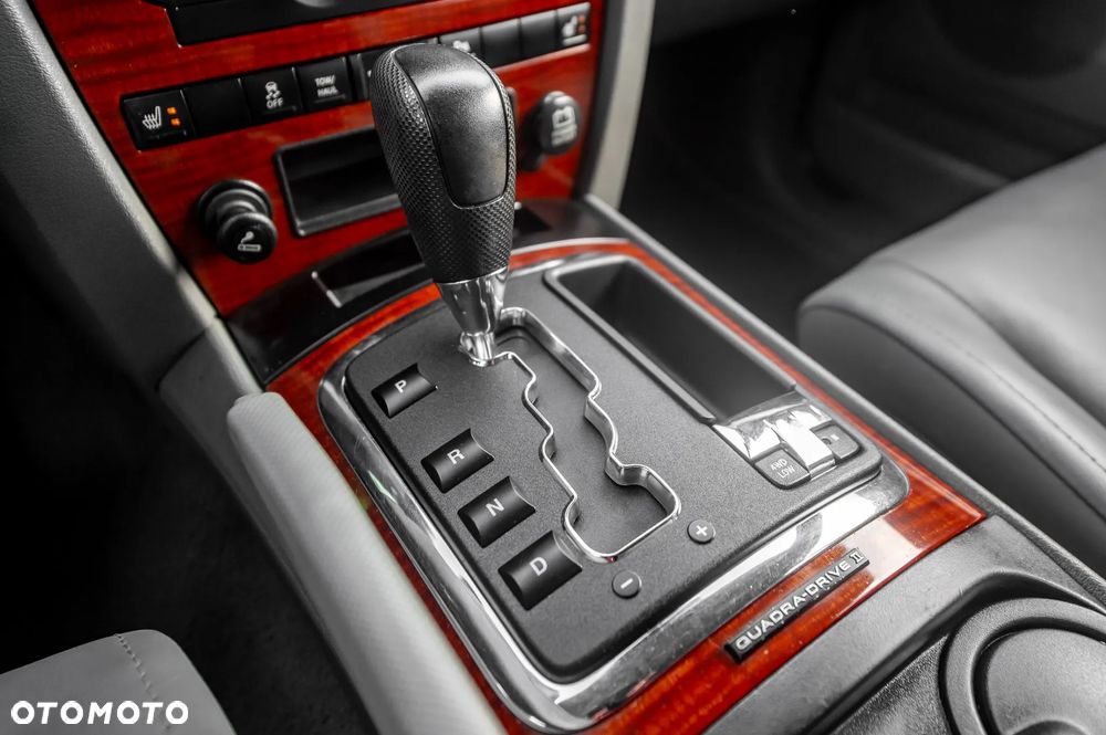 Jeep Grand Cherokee 4.7 Automatik Limited - 31