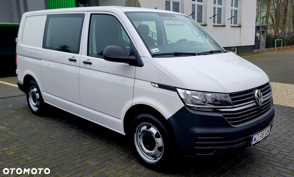 Volkswagen Transporter L1H1 Plus Trendline DSG - 2