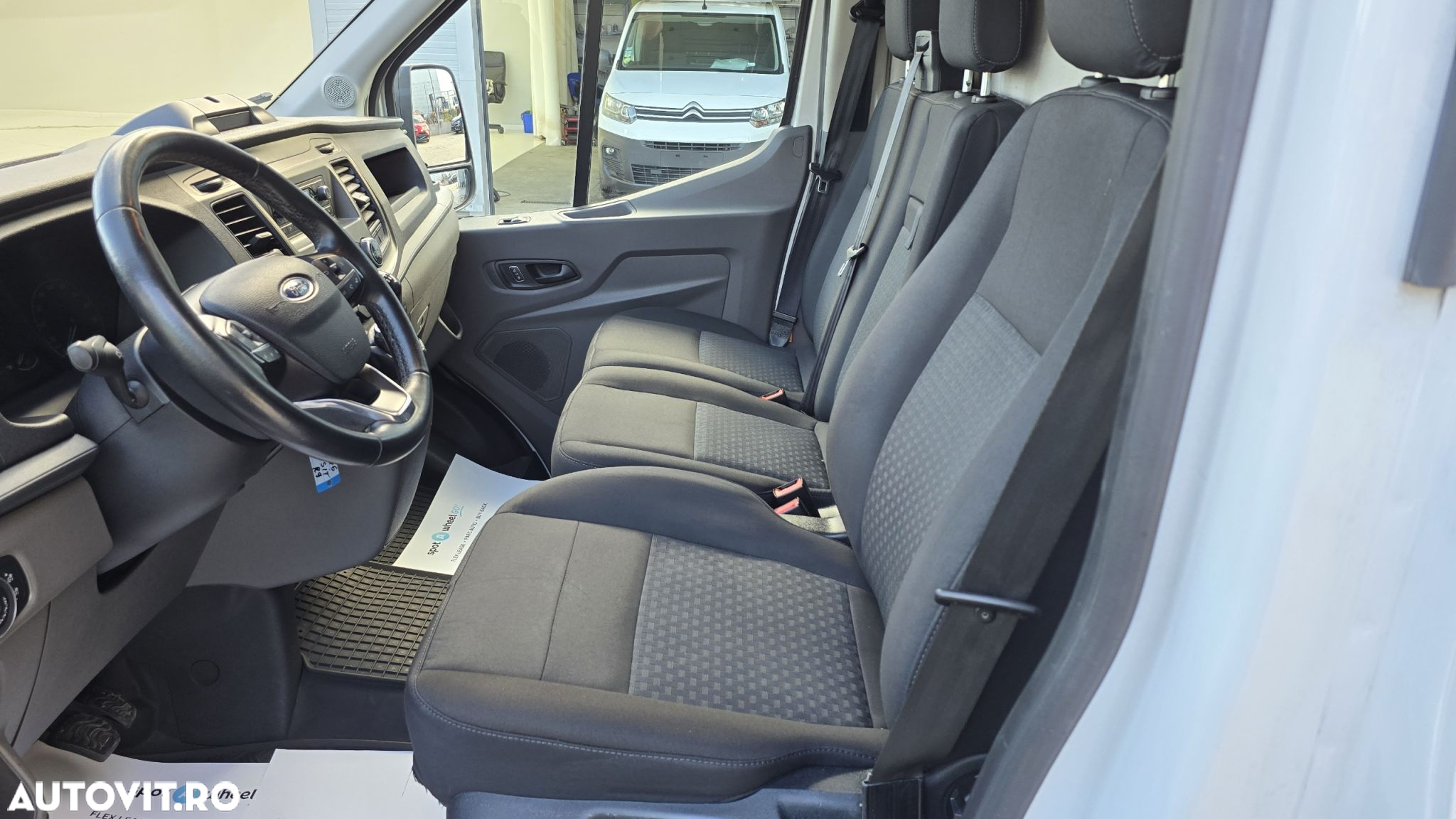 Ford Transit - 11
