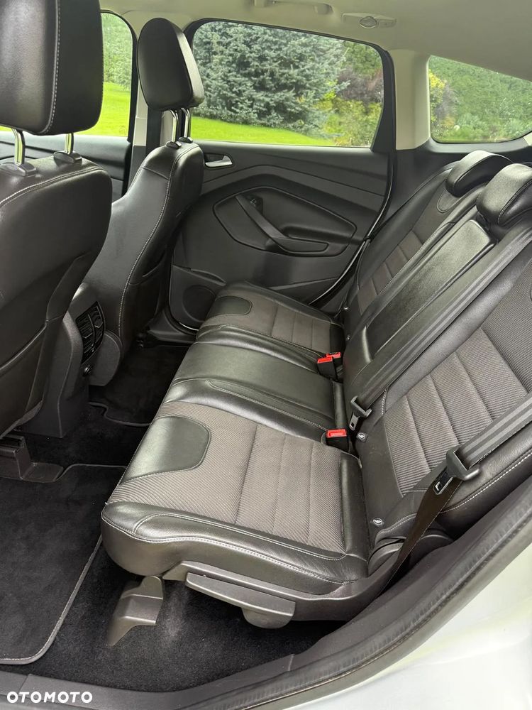 Ford Kuga 1.5 EcoBoost 4x4 Titanium - 12