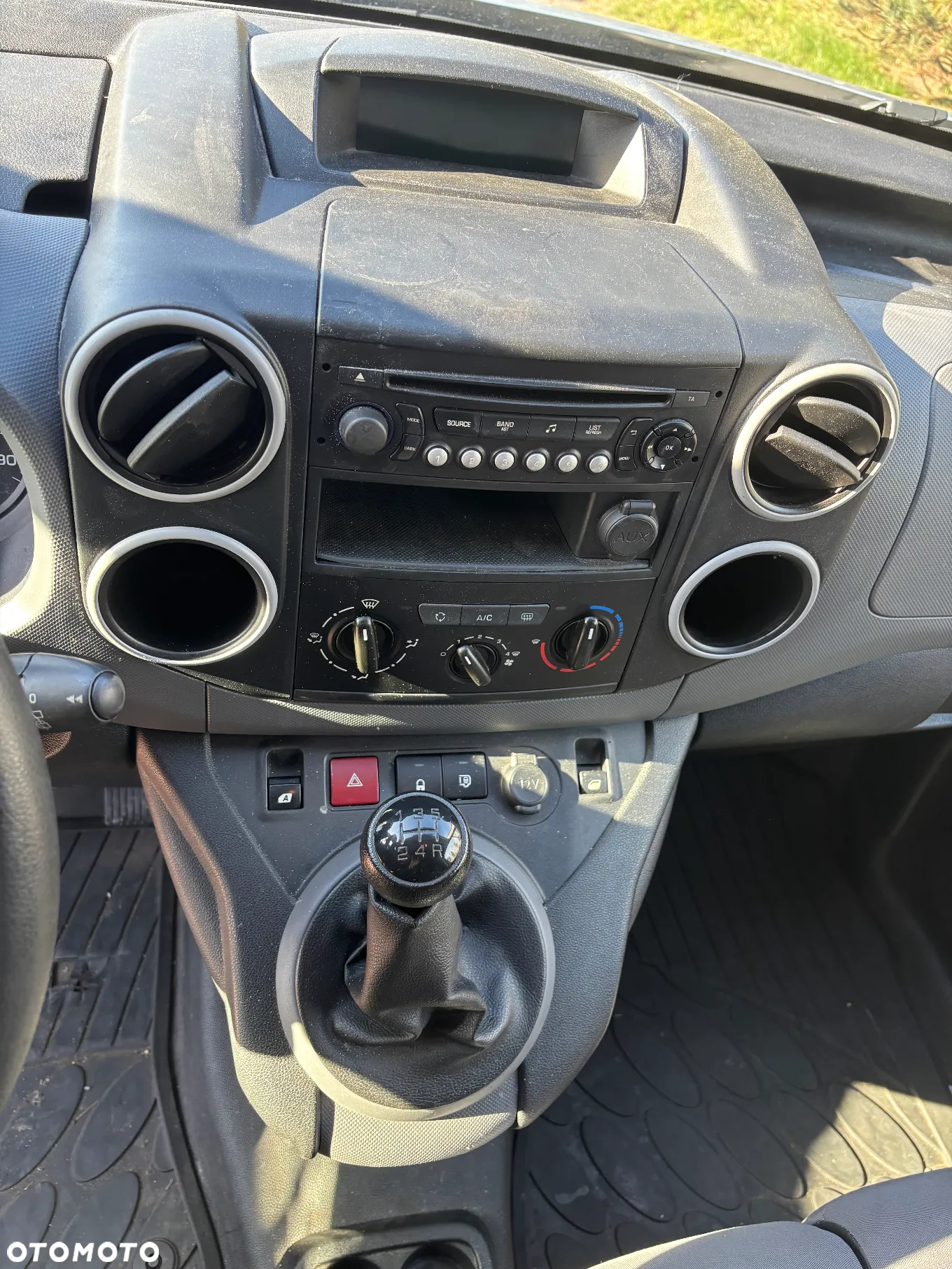 Peugeot PARTNER - 17