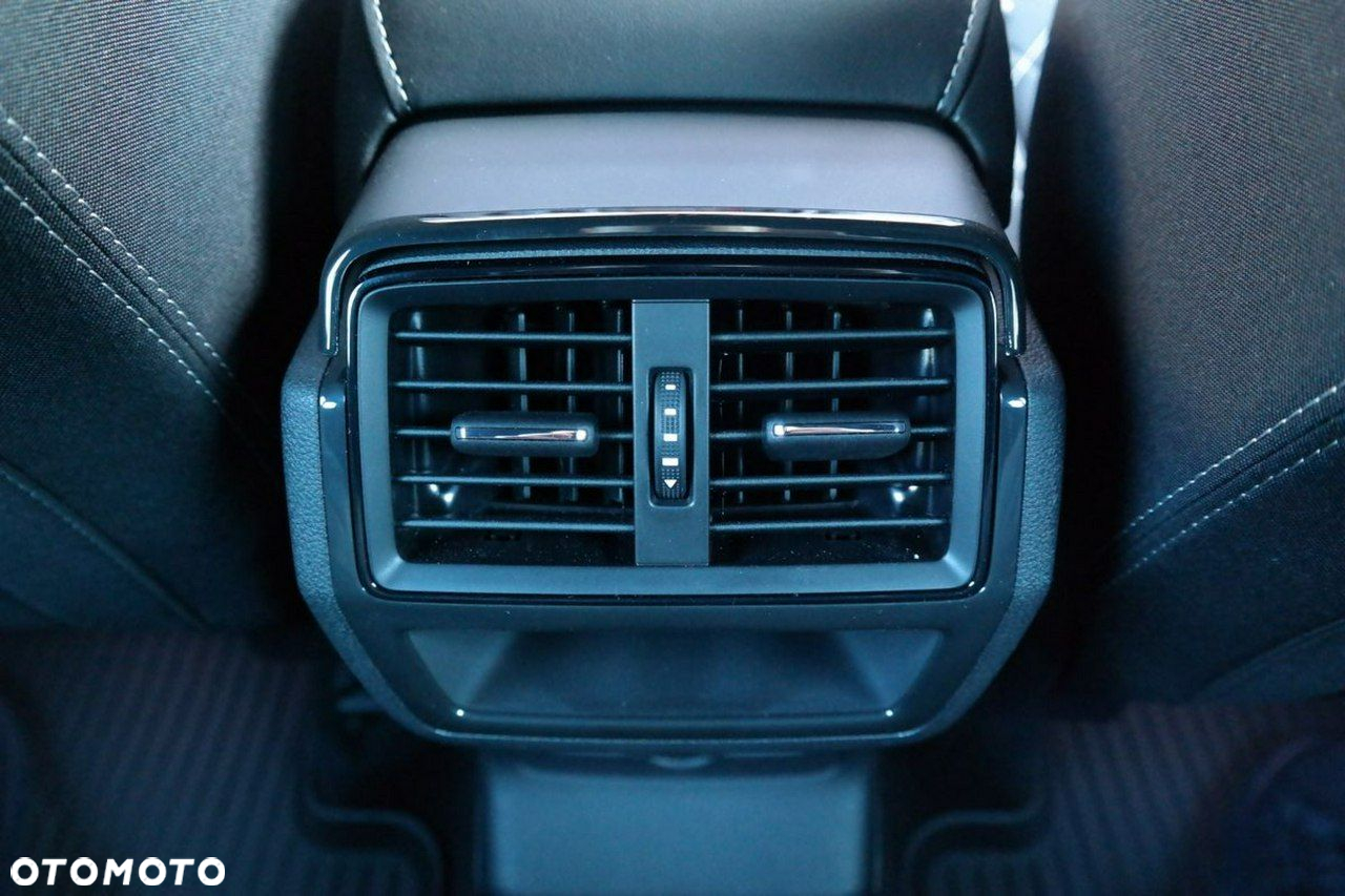 Skoda Karoq - 27