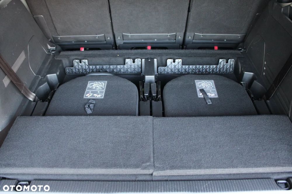Peugeot 5008 PureTech 130 EAT8 Stop & Start GT - 31