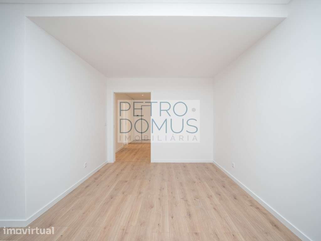 ARRENDAMENTO - T3 NOVO A ESTREAR SKY CITY - SERRA DE CARNAXIDE - Grande imagem: 4/34