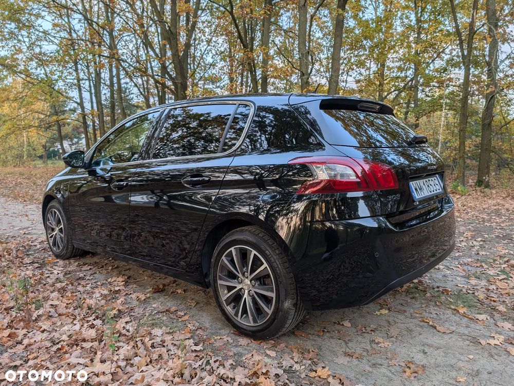 Peugeot 308 1.2 PureTech GPF Allure S&S - 5