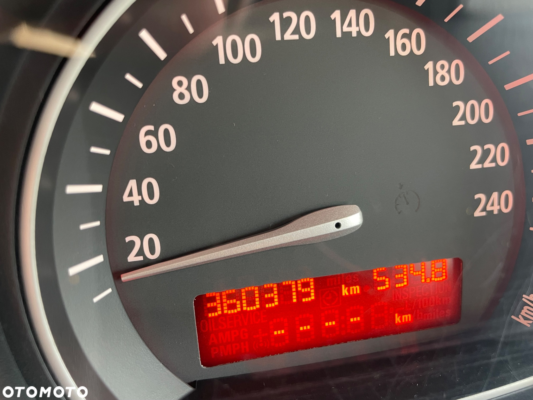 BMW X3 2.0d - 8