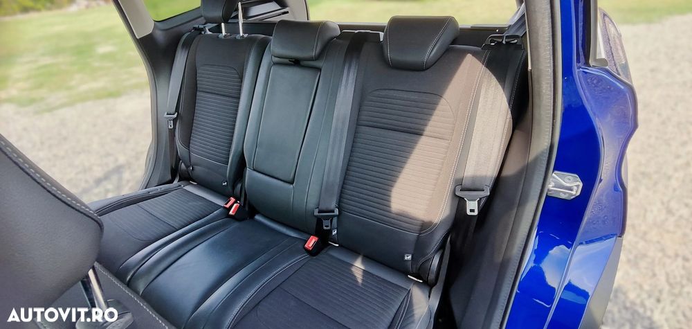 Ford Kuga 2.0 TDCi Powershift 4WD Titanium - 21