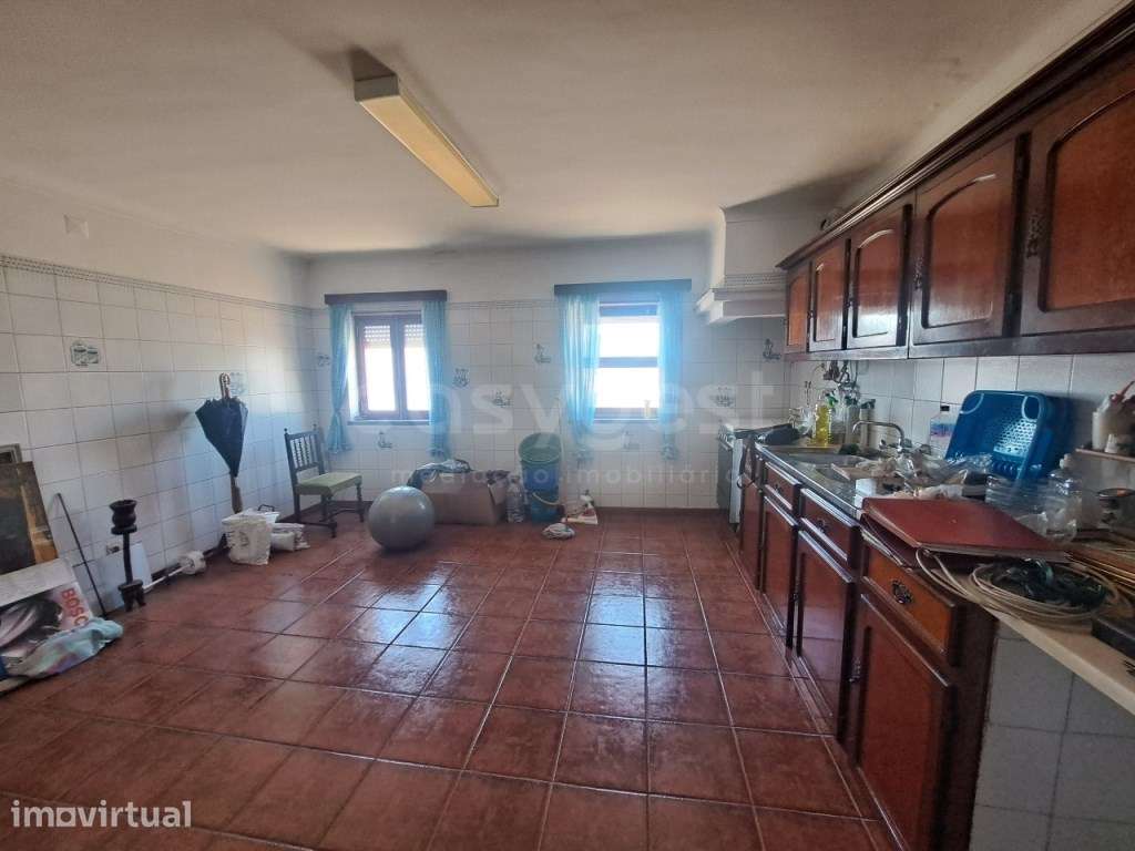 Moradia T3 na Cidade de Beja com Garagem e excelente arrecadação - Grande imagem: 3/24