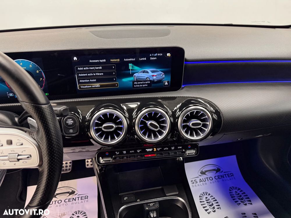 Mercedes-Benz A 200 Sedan 7G-DCT AMG Line - 34