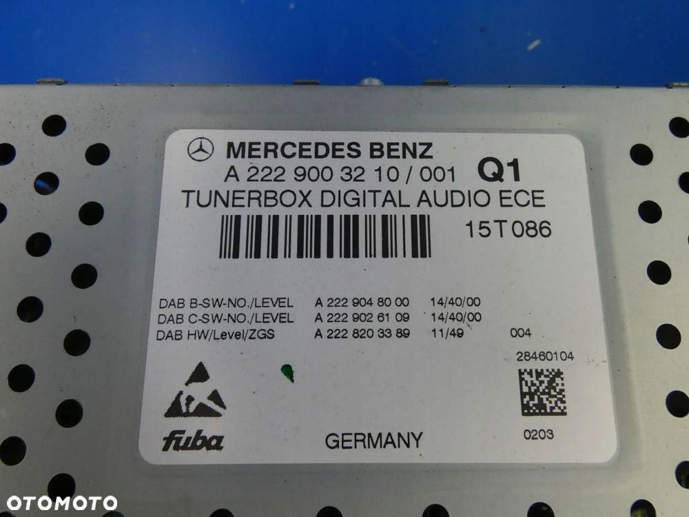 MERCEDES C KLASA W205 WZMACNIACZ TUNER TUNRBOX AUDIO - 2