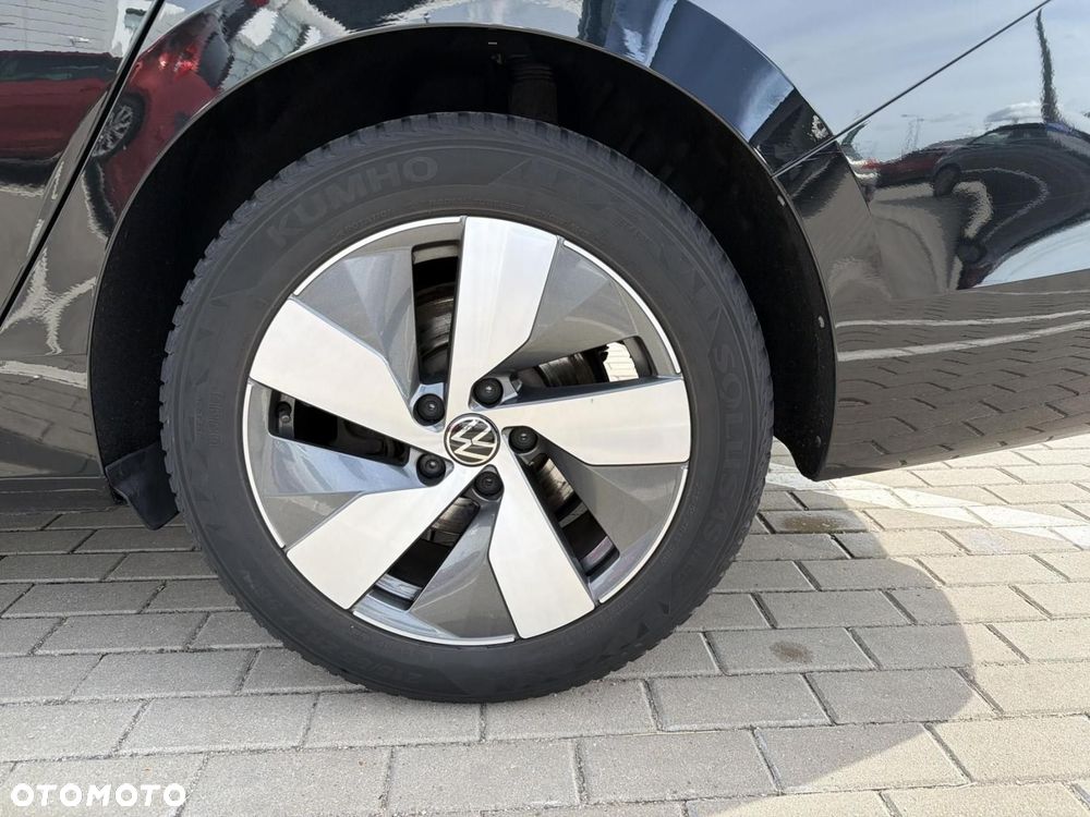 Volkswagen Passat - 17