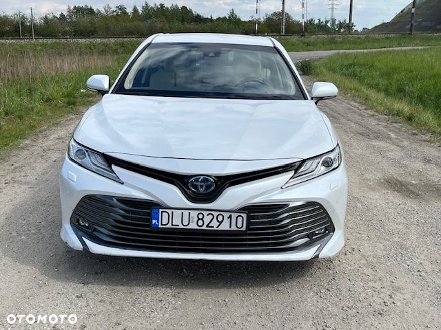 Toyota Camry 2.5 Hybrid Executive CVT - 8