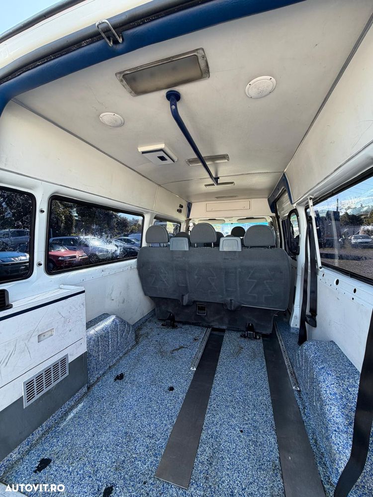Ford TRANSIT - 8