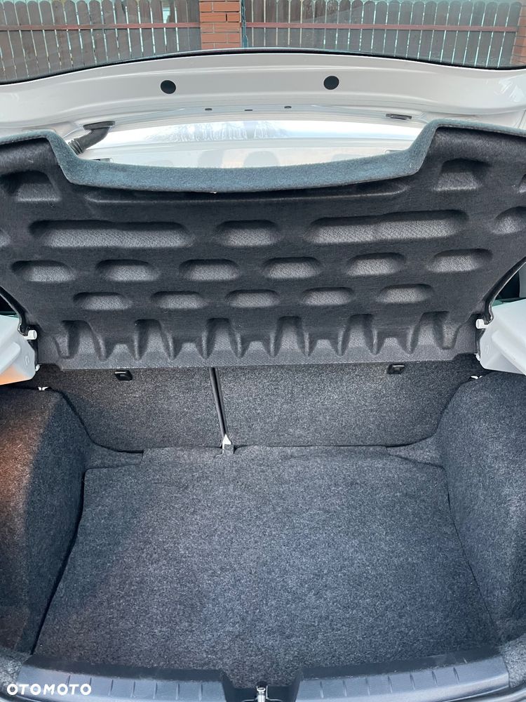 Seat Ibiza 1.2 12V Style Salsa - 21