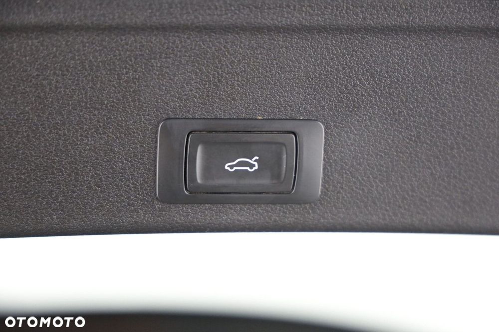 Audi A4 Avant 35 TDI mHEV Advanced S tronic - 26
