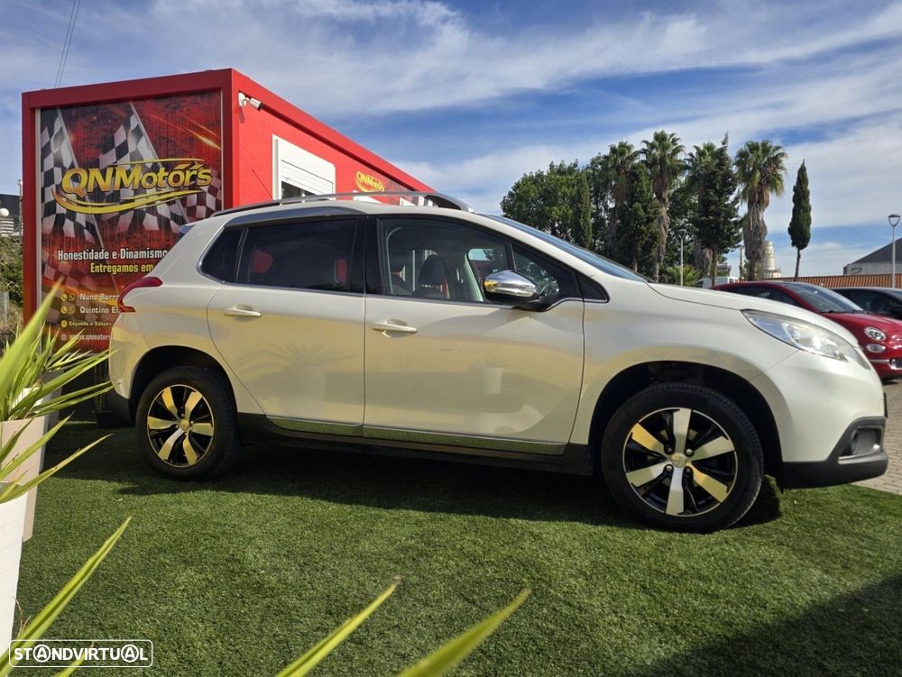 Peugeot 2008 1.6 e-HDi Allure 2-Tronic - 1