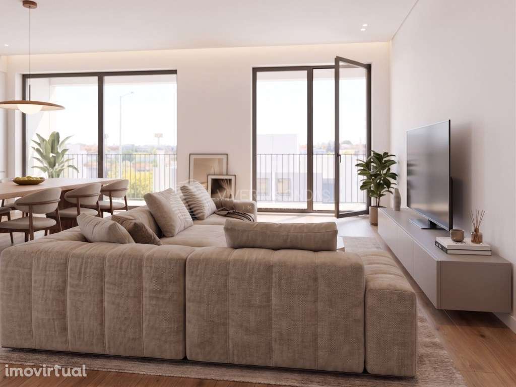 Apartamento T3 c/ varanda ampla e estacionamento em Alcochete - Grande imagem: 3/13