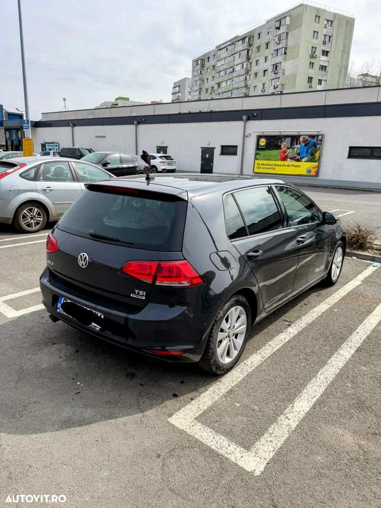 Volkswagen Golf - 3