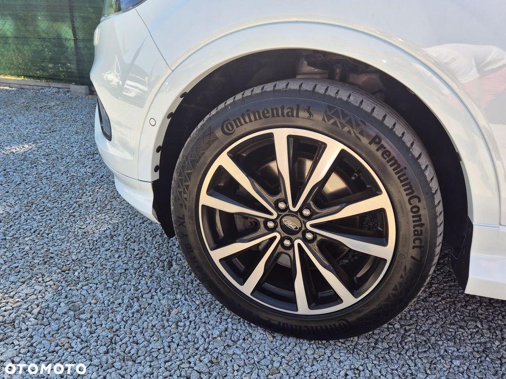 Ford Kuga 2.0 TDCi 4x4 ST-Line - 38