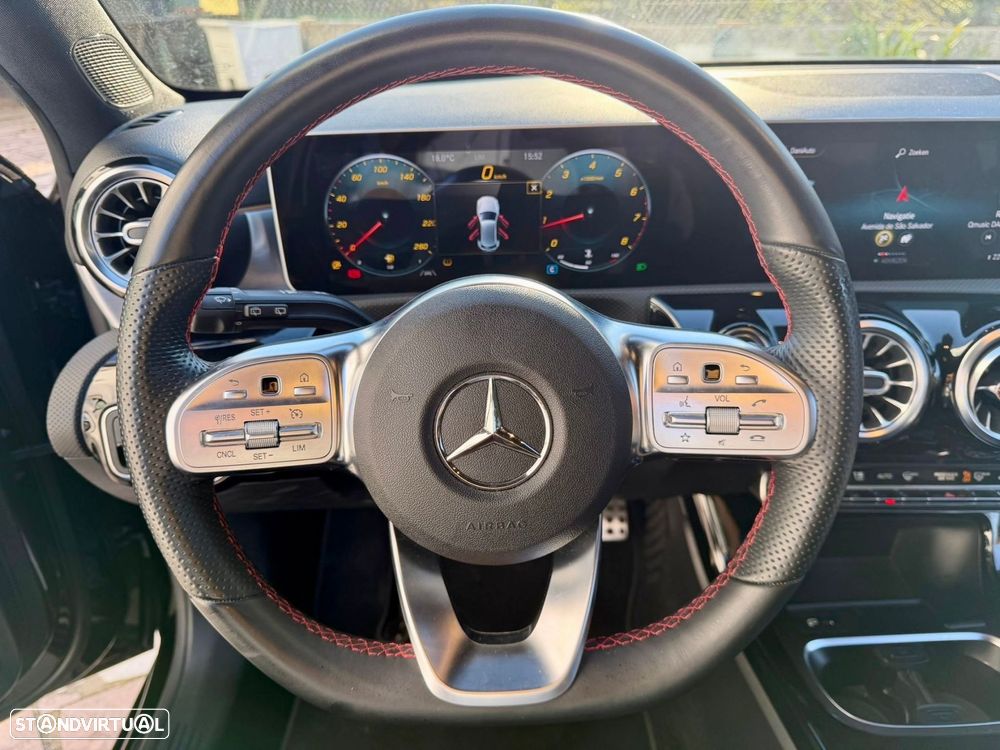 Mercedes-Benz A 160 AMG Line - 4