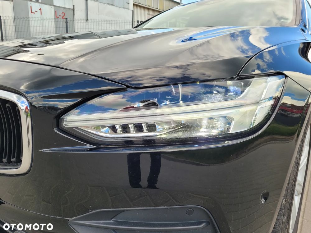 Volvo V90 D4 Geartronic Momentum - 26