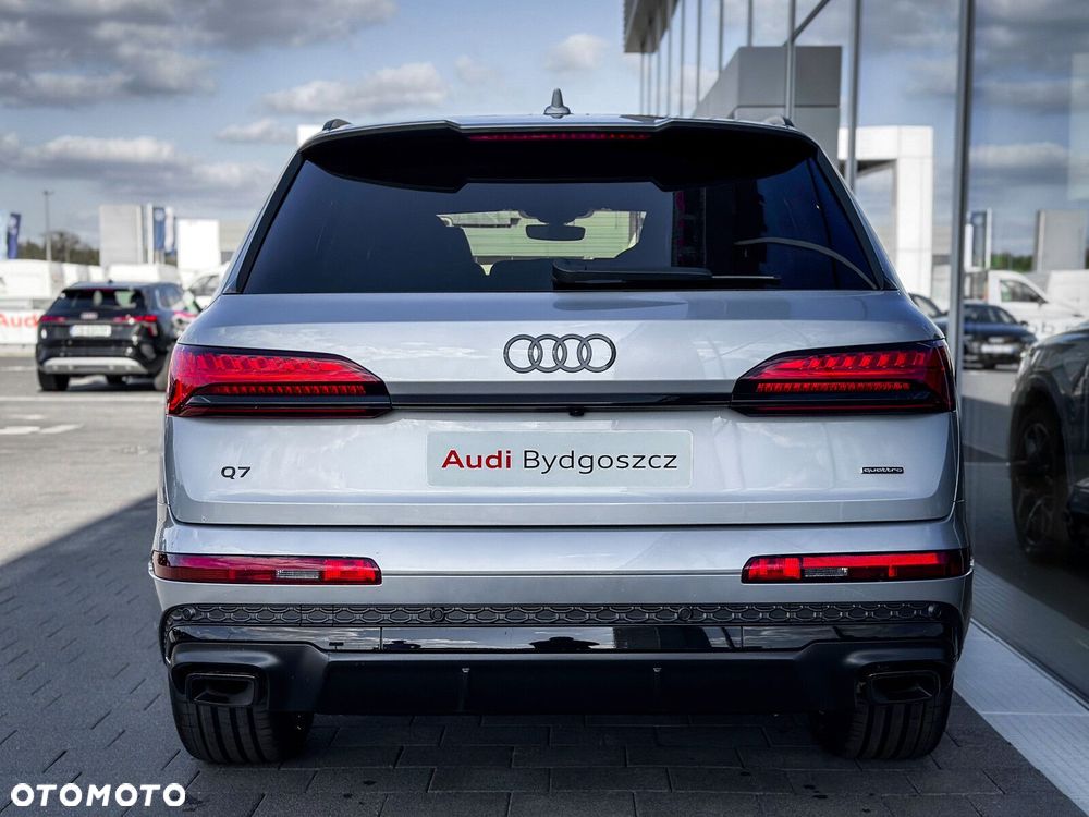 Audi Q7 - 10