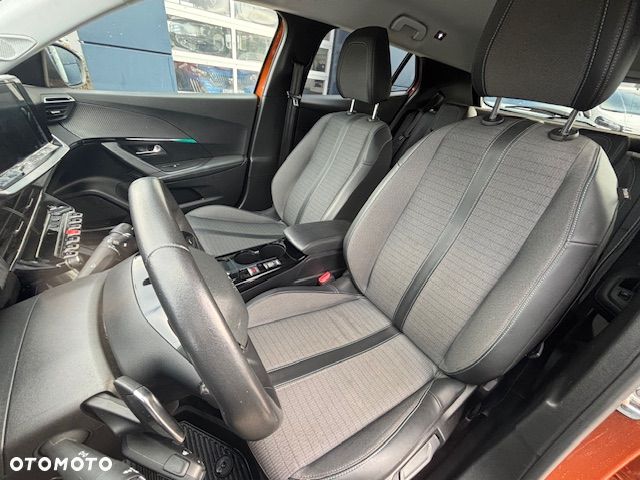 Peugeot 2008 1.2 PureTech Allure Pack S&S EAT8 - 18