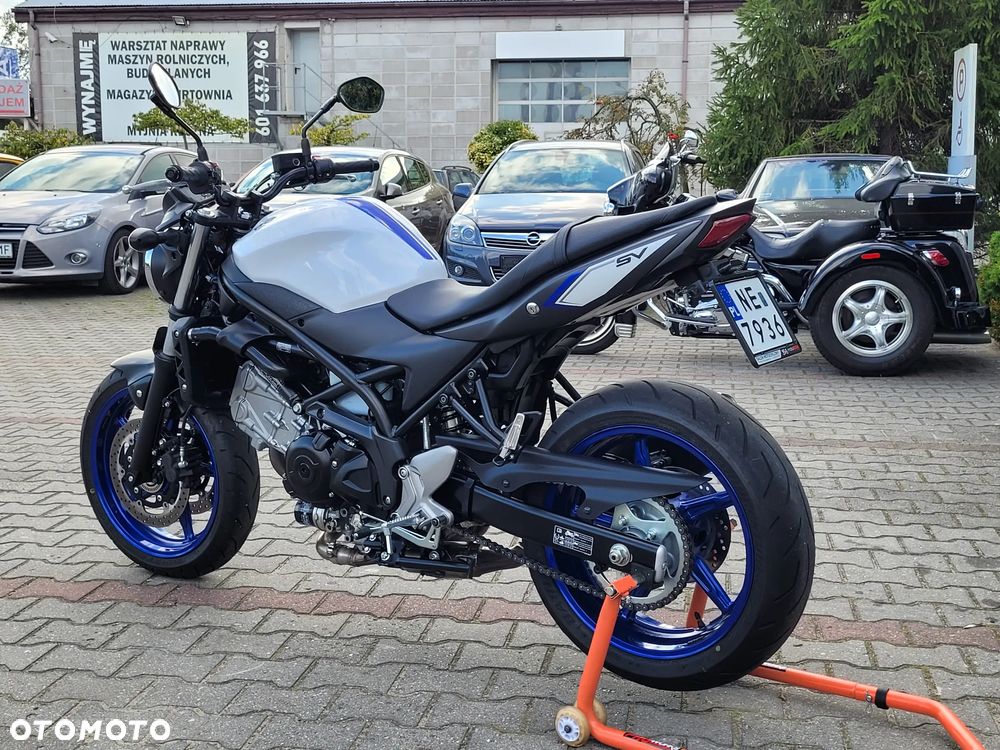 Suzuki SV - 13