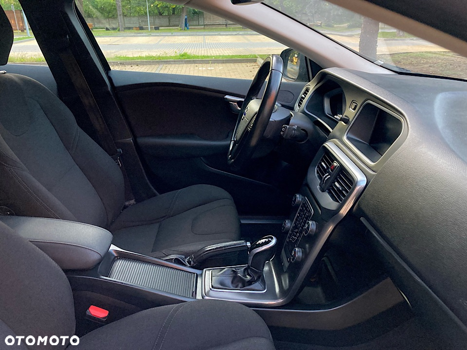 Volvo V40 - 27