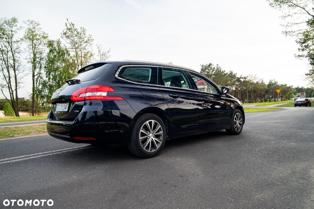 Peugeot 308 - 4