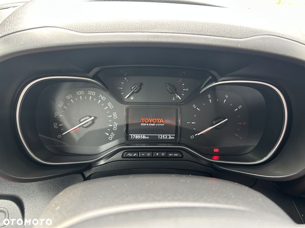 Toyota Proace City Verso 1.5 D-4D Family - 4