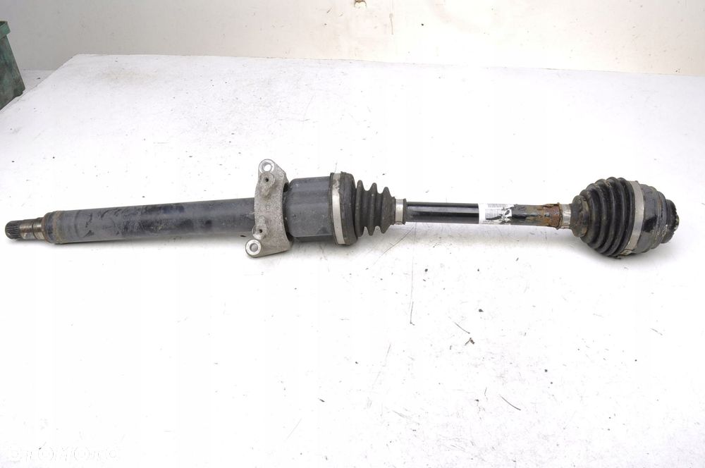 MINI F56 PÓŁOŚ PRAWA DŁUGA 8611936 - 8