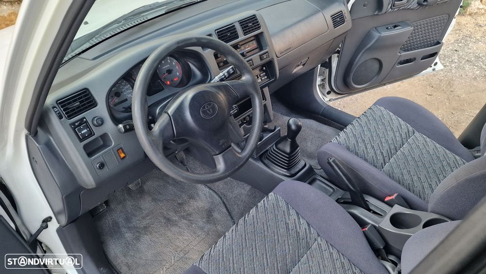 Toyota RAV4 - 15