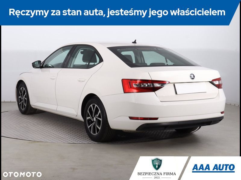 Skoda Superb - 5