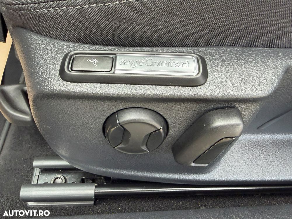 Volkswagen Passat - 18