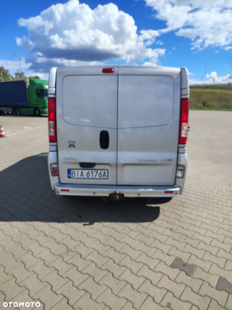 Opel Vivaro - 3