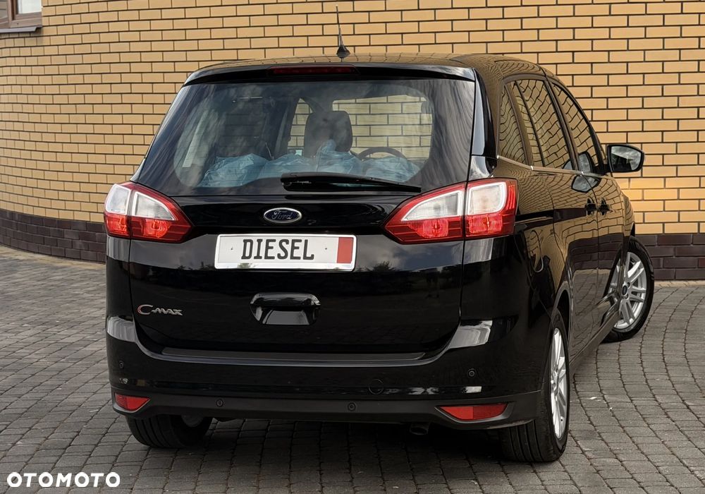 Ford Grand C-MAX 2.0 TDCi Titanium - 24