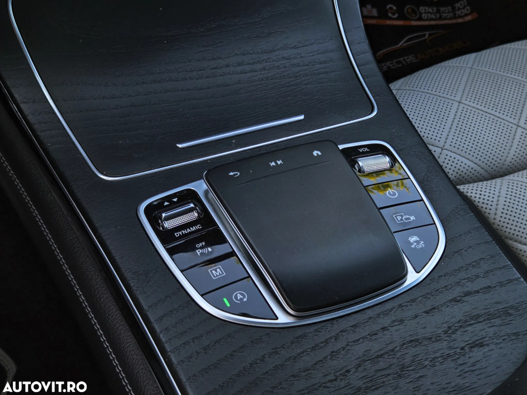 Mercedes-Benz GLC 300 e 4MATIC - 40