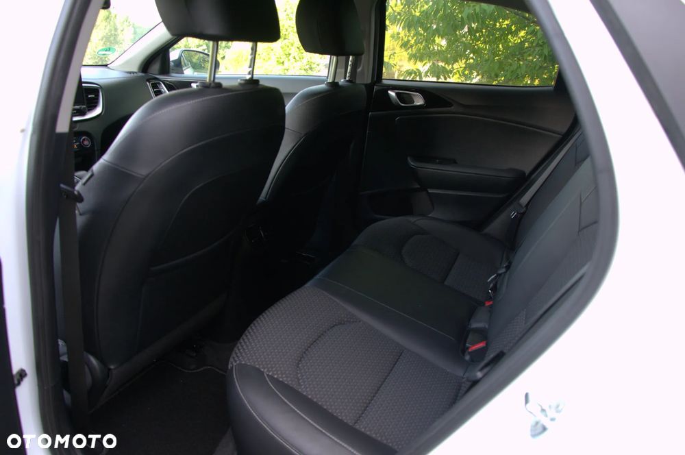Kia XCeed 1.5 T-GDI Business Line DCT - 15