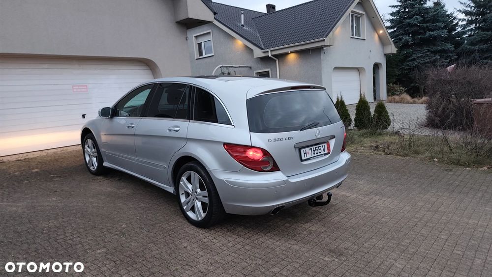 Mercedes-Benz Klasa R 320 CDI L 4Matic 7G-TRONIC Travel Edition - 36