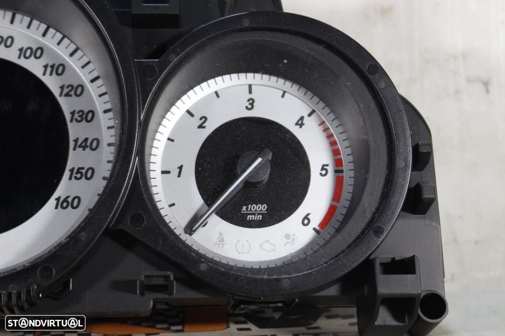 Quadrante Mercedes-Benz C-Class (W204)  A2049004408 / A2c33221900 - 8