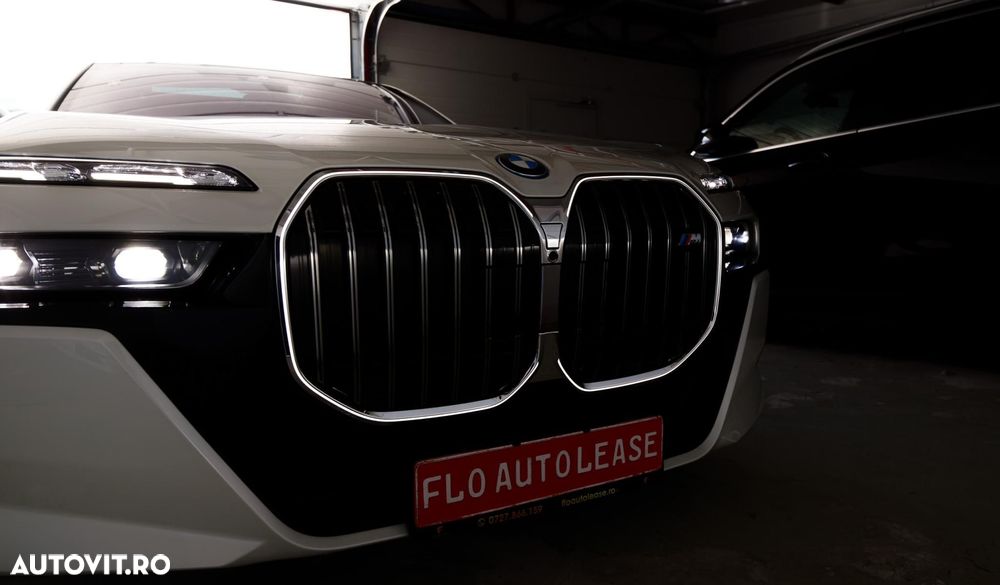 BMW M7 M760e xDrive AT PHEV - 7