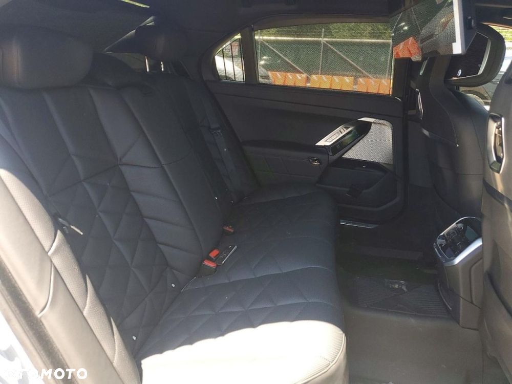 BMW Seria 7 - 9